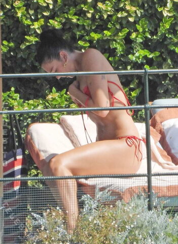 Dua Lipa nude photo 137