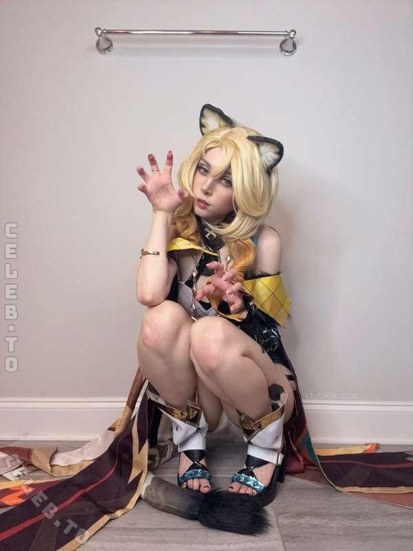 duckie.cos nude photo 7