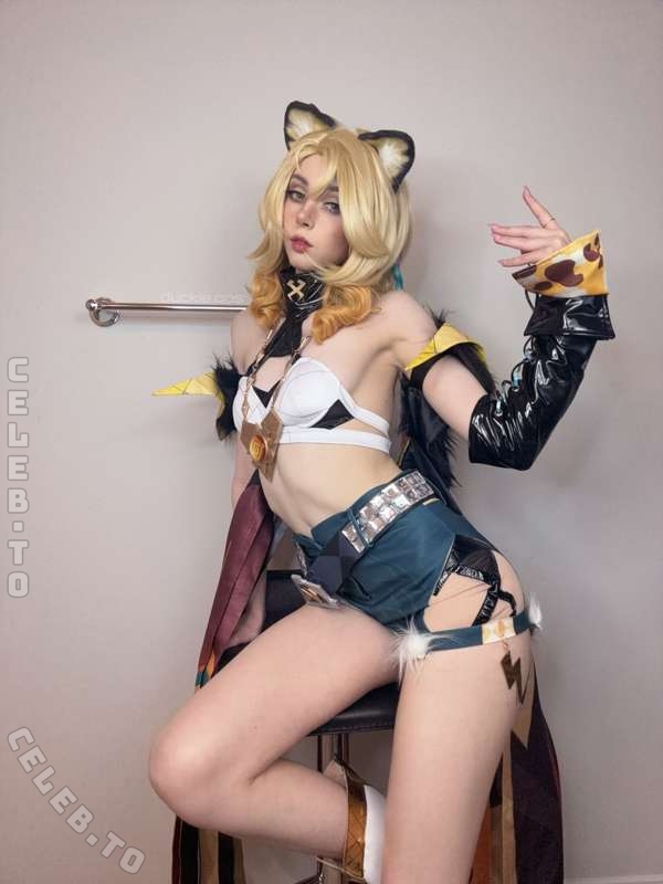 duckie.cos nude photo 10