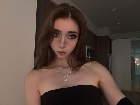 duckie.cos nude photo 14