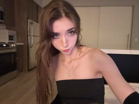 duckie.cos nude photo 12