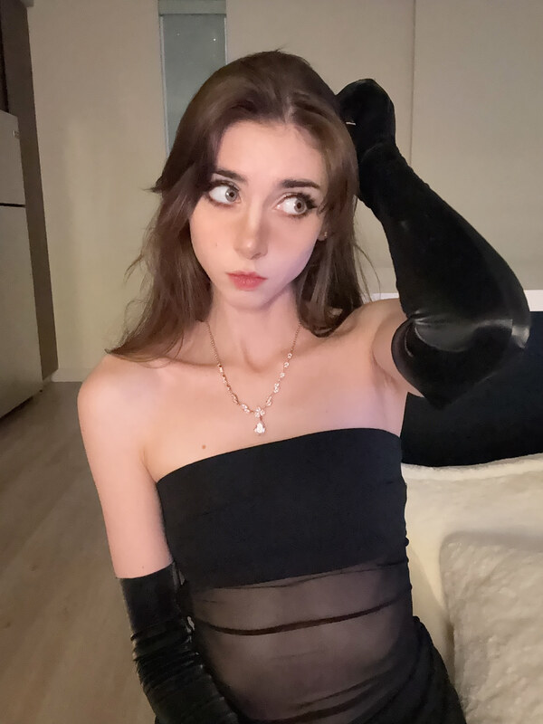 duckie.cos nude photo 15