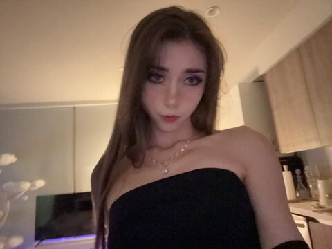 duckie.cos nude photo 6