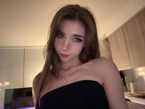 duckie.cos nude photo 5