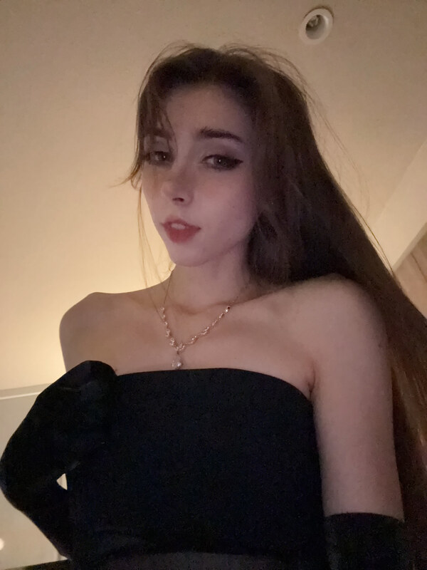 duckie.cos nude photo 22