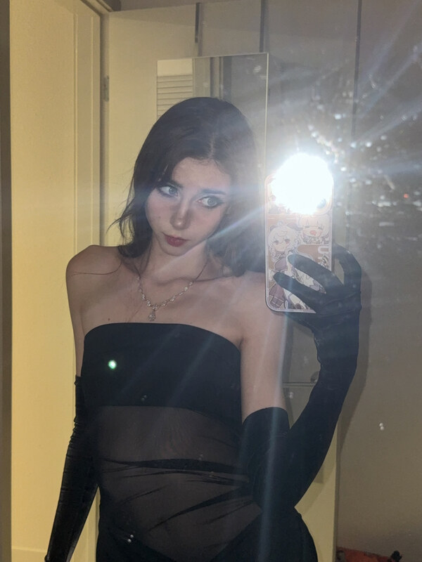 duckie.cos nude photo 24