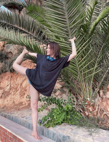 Duru Önver nude photo 70