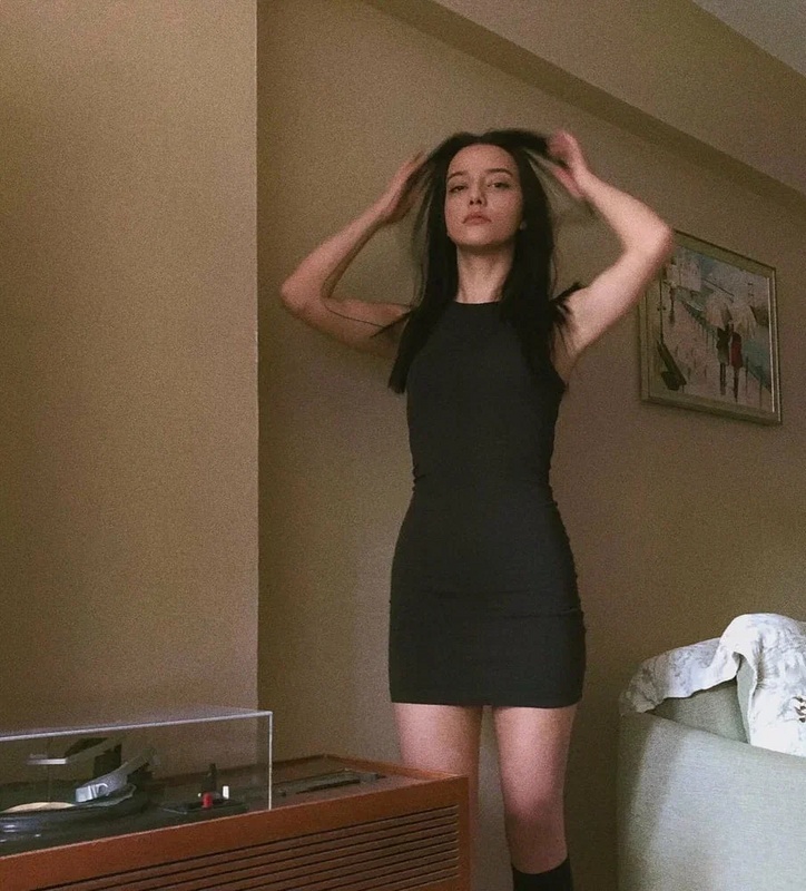 Duygu Atıl nude photo 3