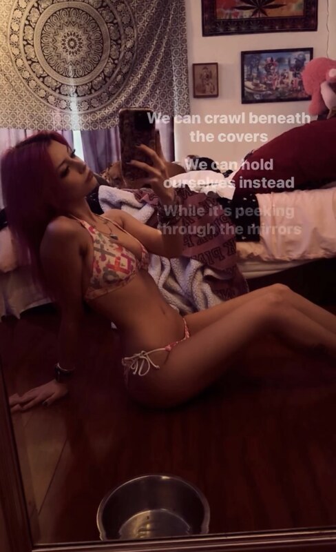 ealiesia nude photo 2
