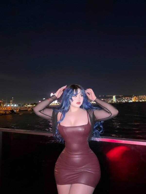 ecbsnn Ece Başaran nude photo 11