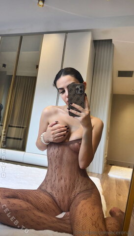 Ece Ronay nude photo 16