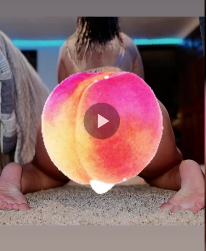 Echo nude photo 7