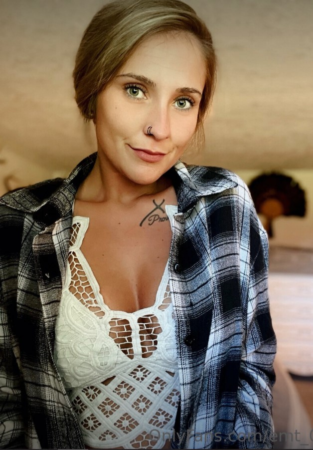Echo nude photo 9