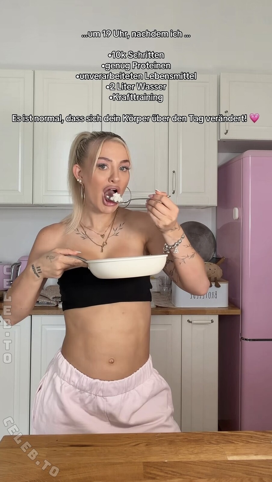 Edda Elisa nude photo 4