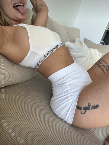 Eeasy nude photo 41