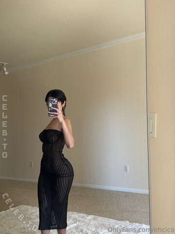 Ehcico nude photo 11