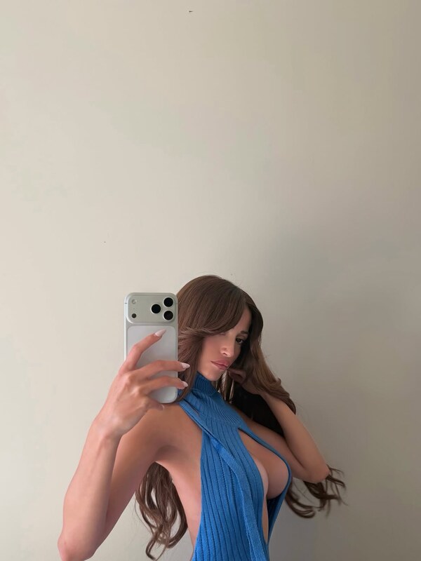 Ehcico nude photo 2