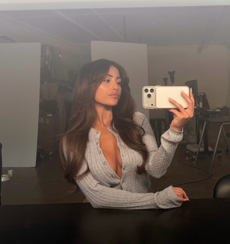 Ehcico nude photo 8