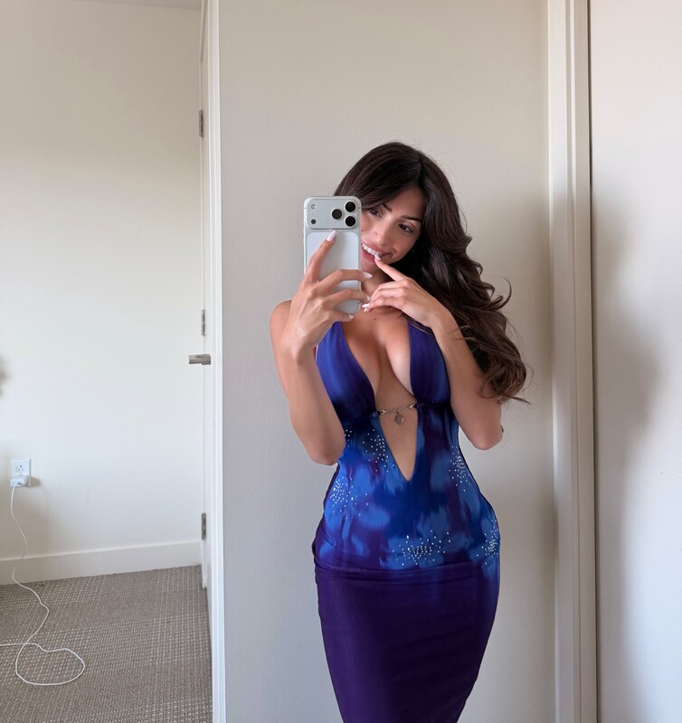 Ehcico nude photo 9