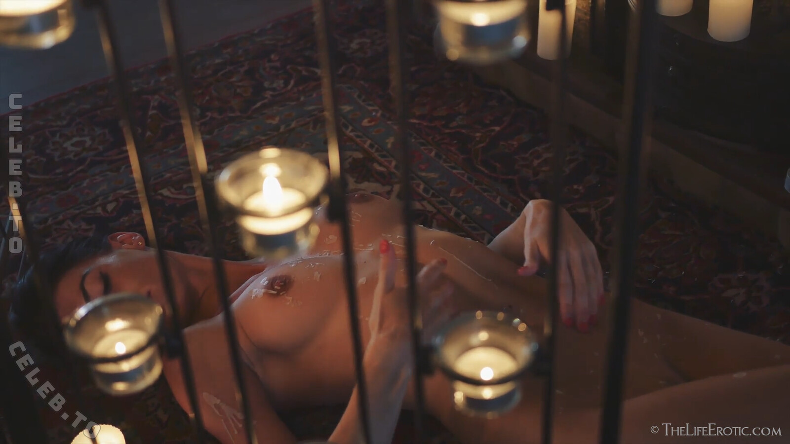 Eileen Sue nude photo 5