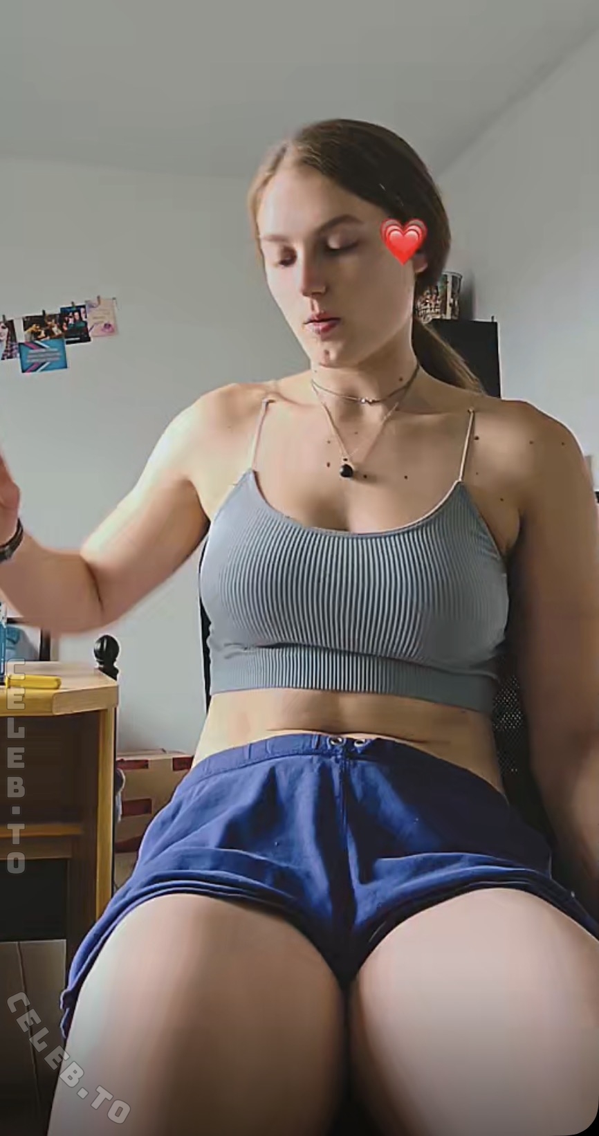 einfachnurchristiinaa nude photo 7