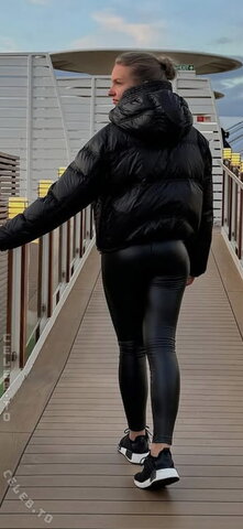 einfach.nxna nude photo 6