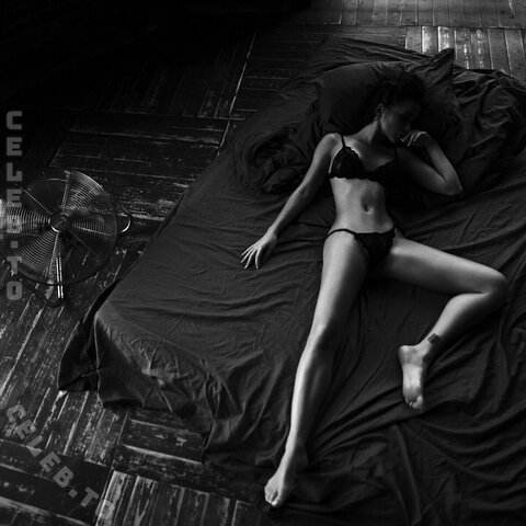 Ekaterina Zueva nude photo 19