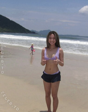 Elaine Gu nude photo 4