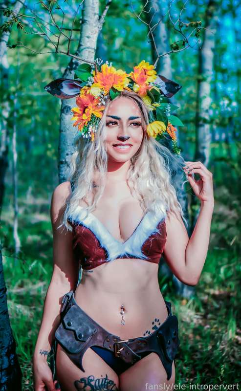Elektra nude photo 5