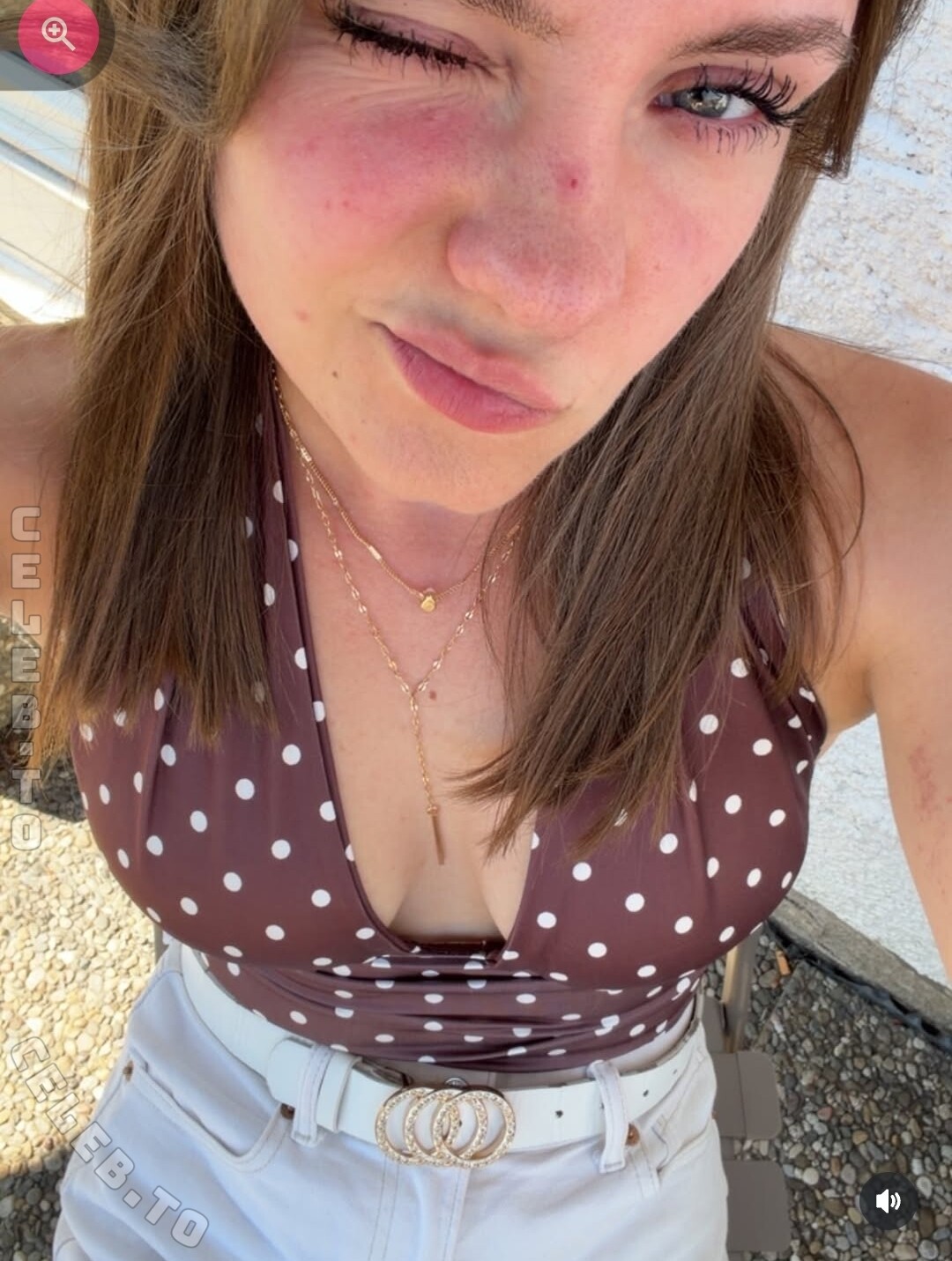 Elektrikerin Sara nude photo 1