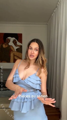 Elena Carrière nude photo 1