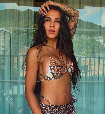 Elena Miras nude photo 5
