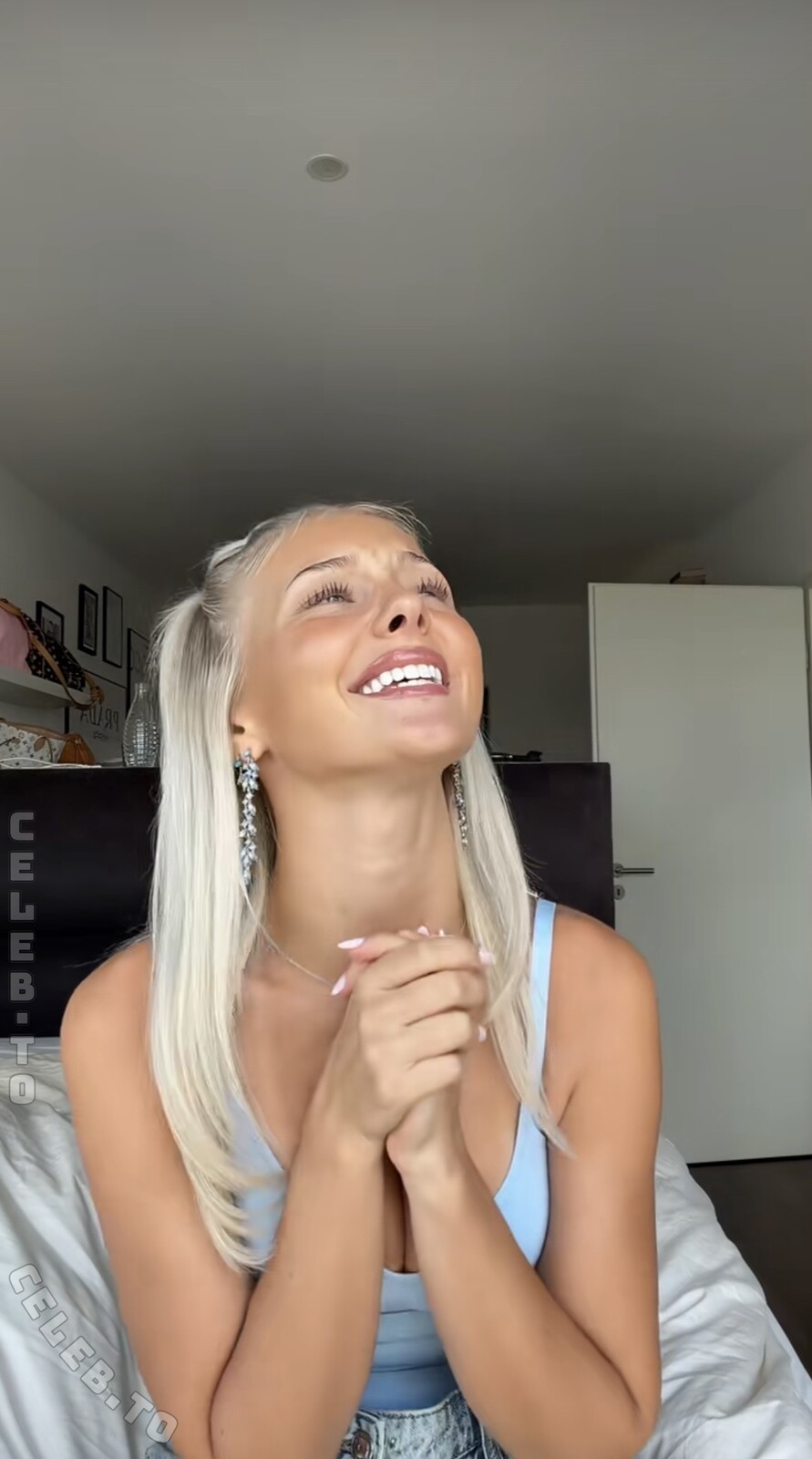 Elena Zoe nude photo 3