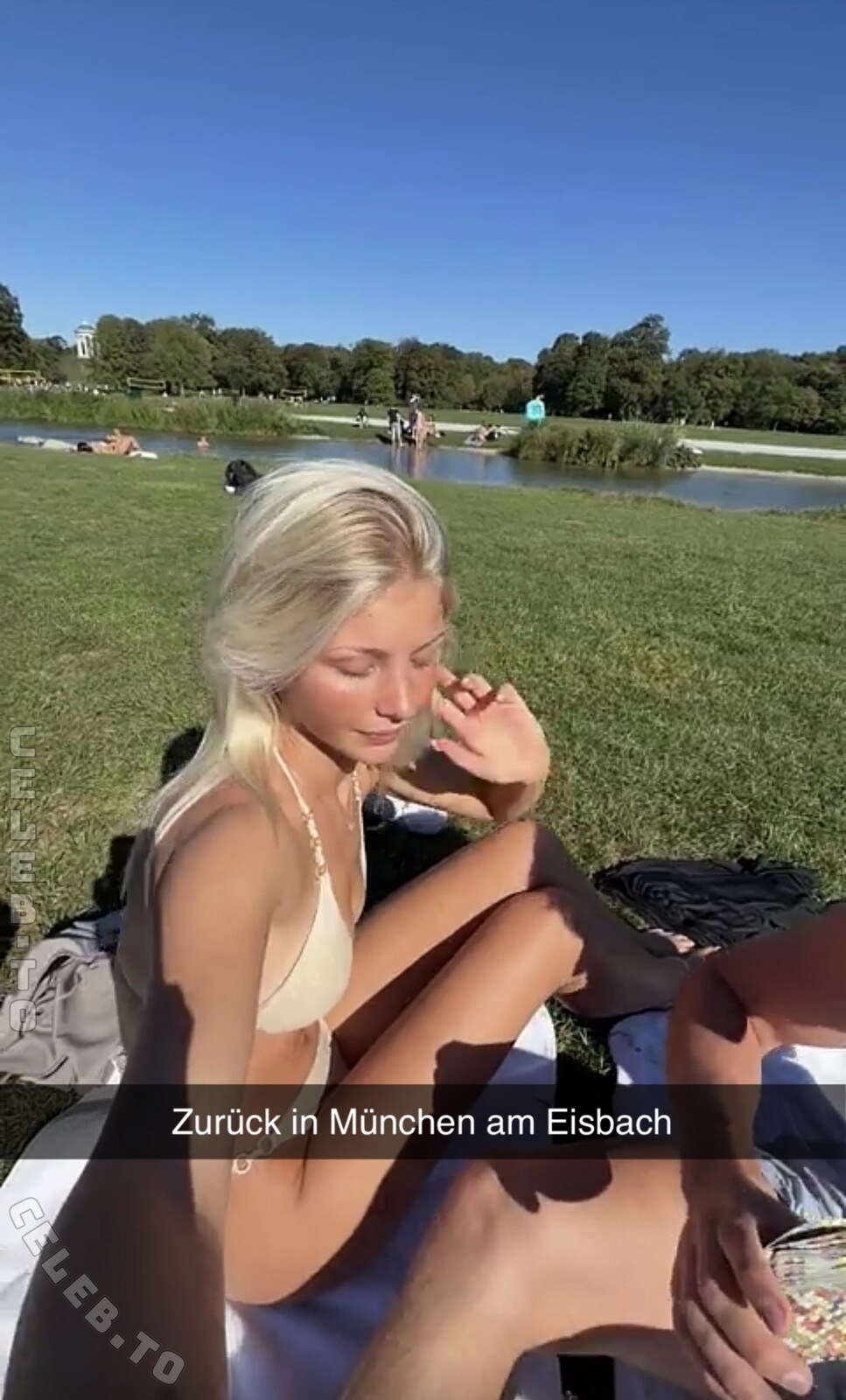 Elena Zoe nude photo 2