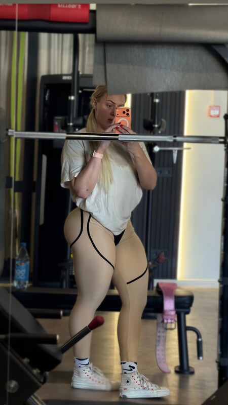 Elena nude photo 7