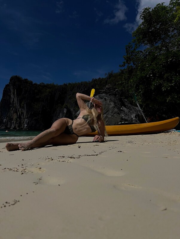Elena nude photo 29