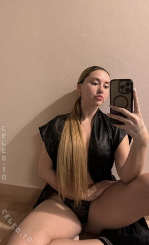 Elena.sky nude photo 9