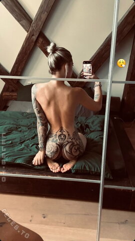 Elena_tight nude photo 20