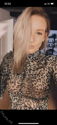 Elena_tight nude photo 8
