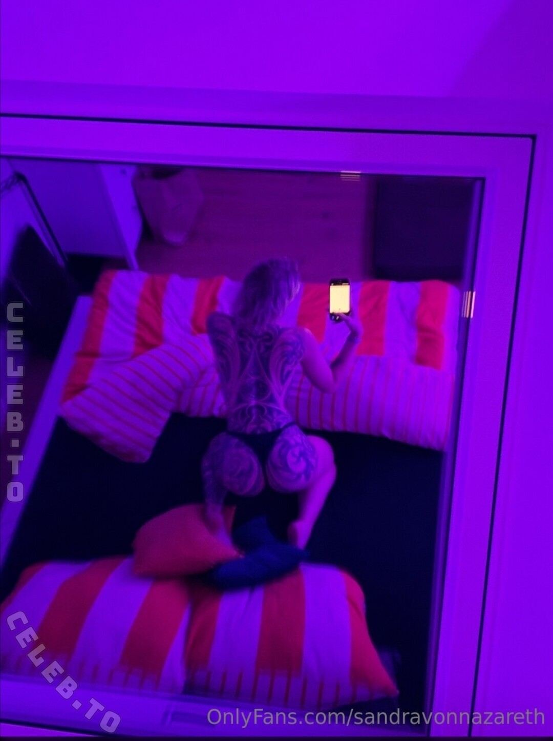 Elena_tight nude photo 1