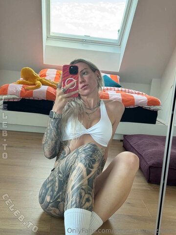 Elena_tight – Happy Sunday Babe 🤍