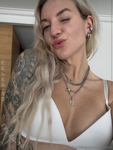 Elena_tight nude photo 2