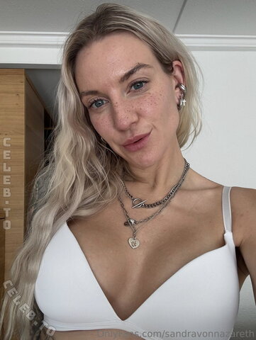 Elena_tight nude photo 1