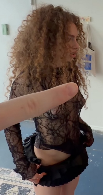 Eliana Kalogeras nude photo 10