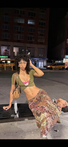 Eliana Sexy (1 photo)