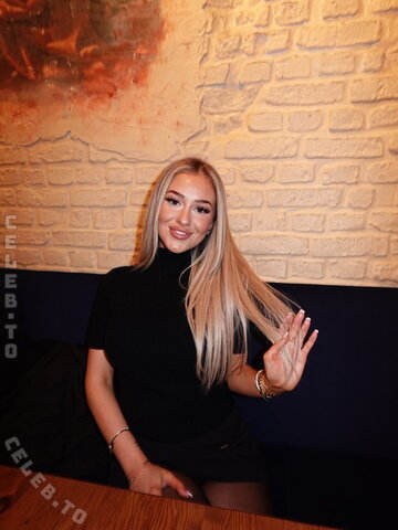 Elianabajrami nude photo 68