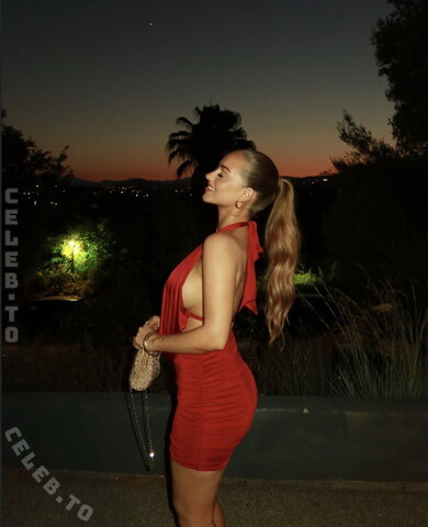 Elianabajrami nude photo 4