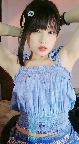 Elien nude photo 15