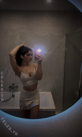elinalovee nude photo 9