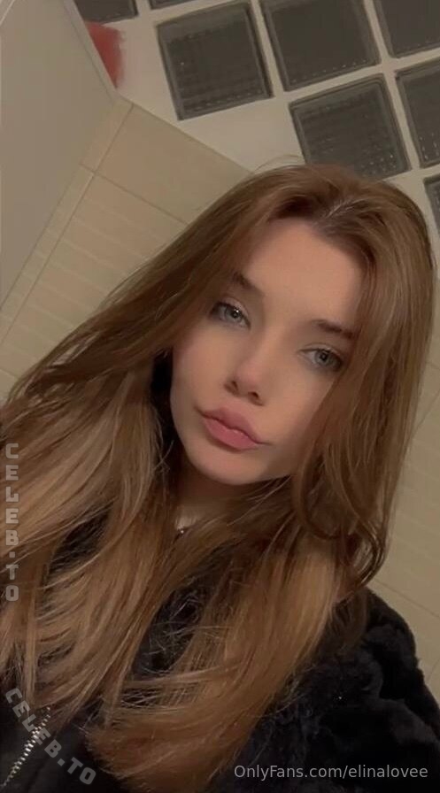 elinalovee nude photo 1